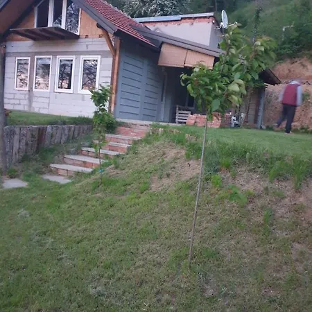 Miris Lavande Holiday home Sremska Kamenica