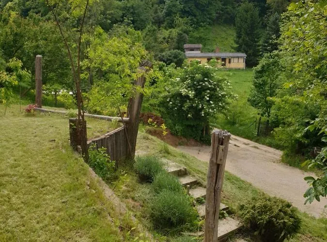 Miris Lavande Vakantiehuis Sremska Kamenica